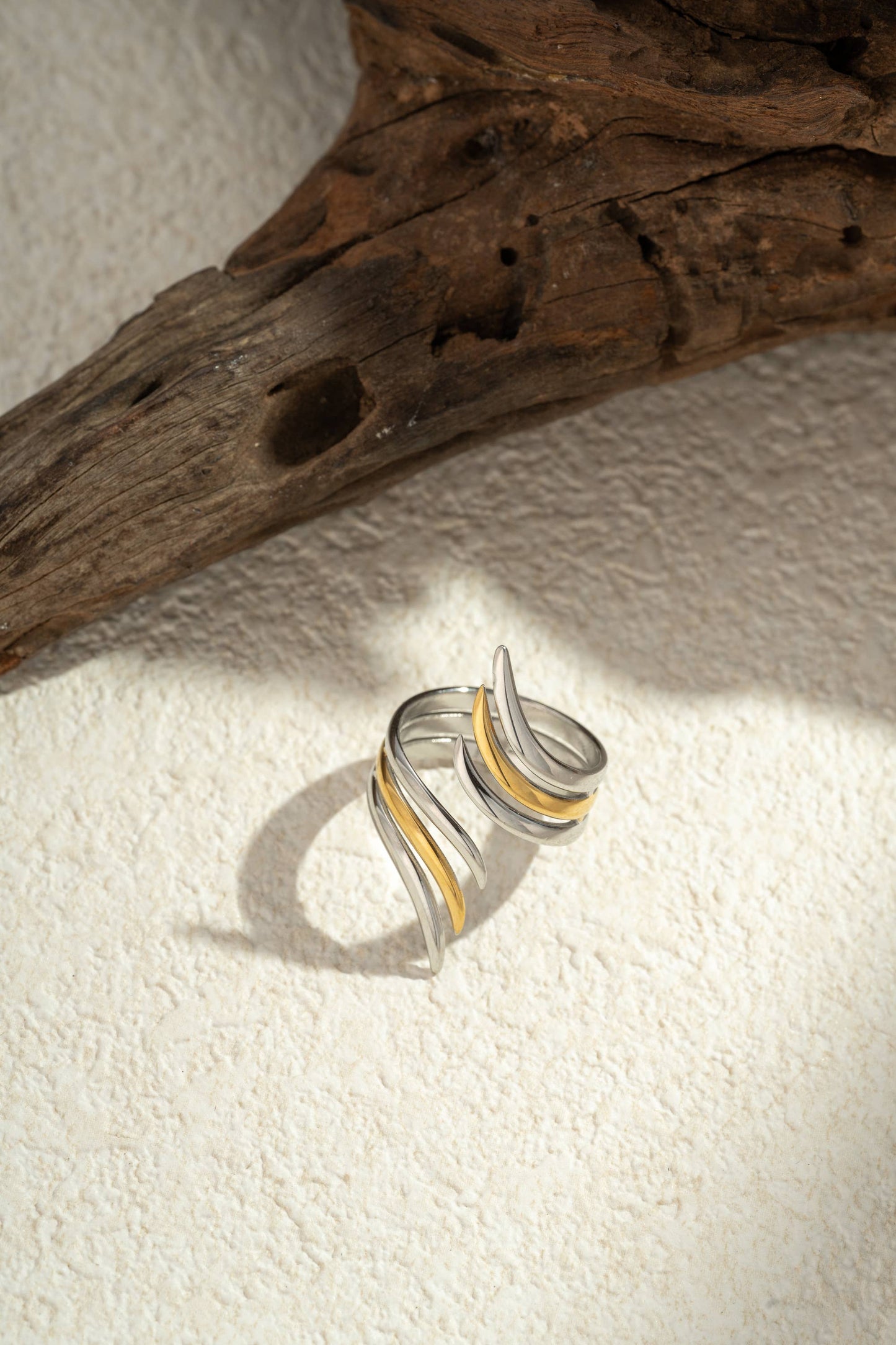 Verstellbarer Edelstahlring mit geometrischem Design: Zweifarbig