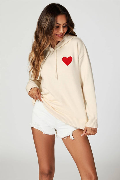 Cremefarbener Strickpullover mit Herzstickerei: Cream / OneSize