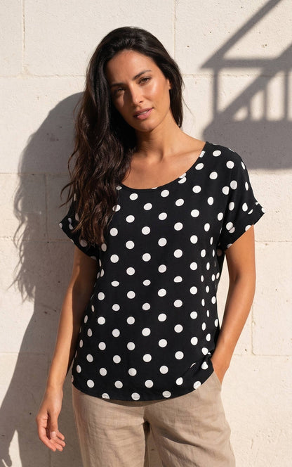 Leichtes Sommer-T-Shirt aus Voile mit kurzen Ärmeln, Rücken mit Schleife: Schwarz / M