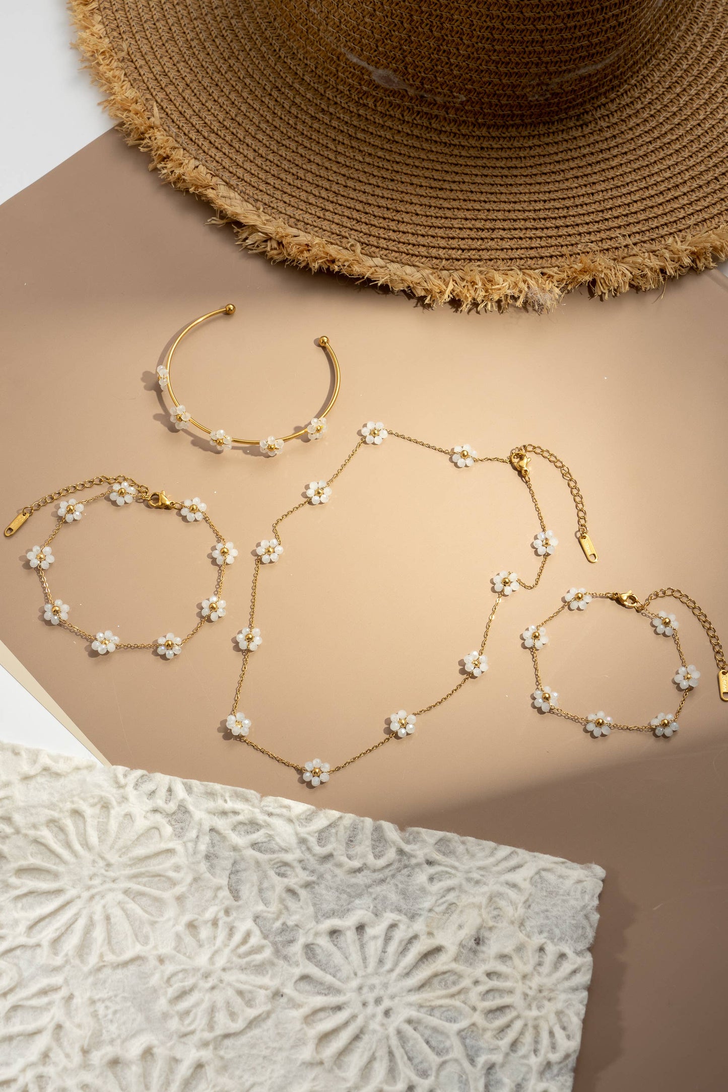 Schmuckset Blumen bunt Halskette Armband Armreif Kette Fußkette: Weiß