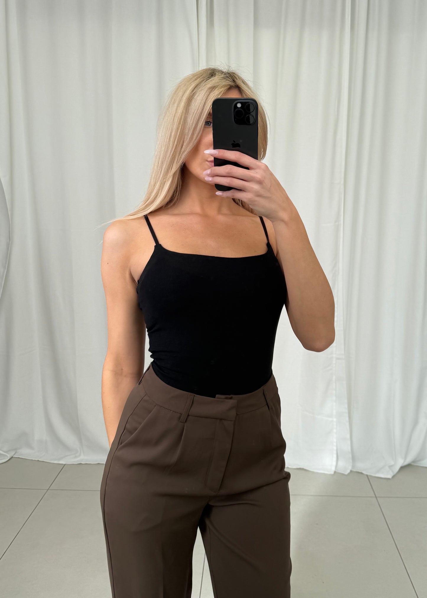Top black
