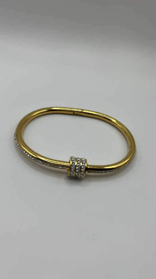 Armreif „Luna Bold“ – Gold mit Zirkonia-Akzent