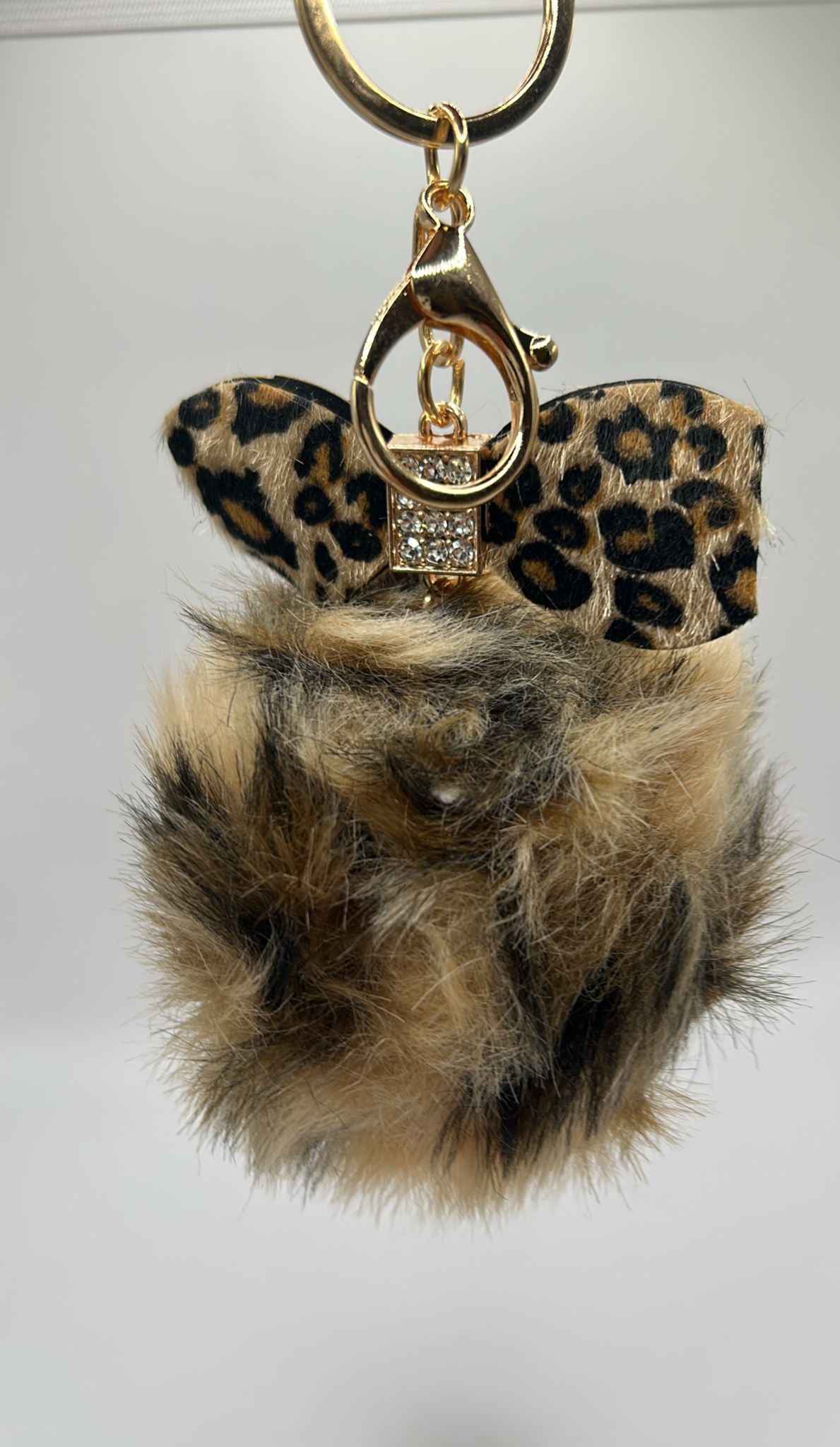 Schlüsselanhänger „Leopard Luxe“ – Kunstfell mit Strass