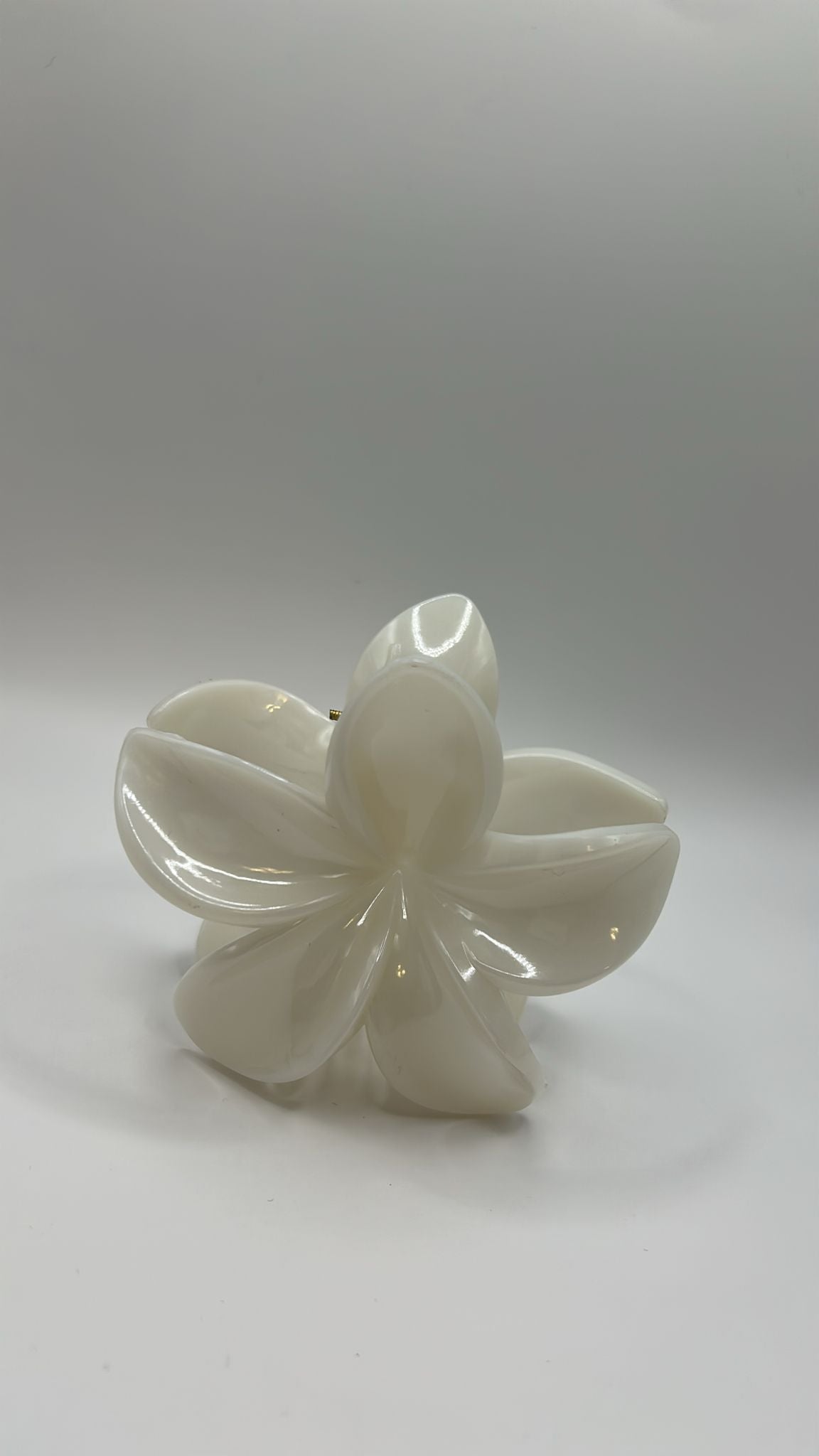 Blütenförmige Haarklammer – Elegante Haarspange in 4 Farben